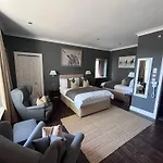 Fraser House