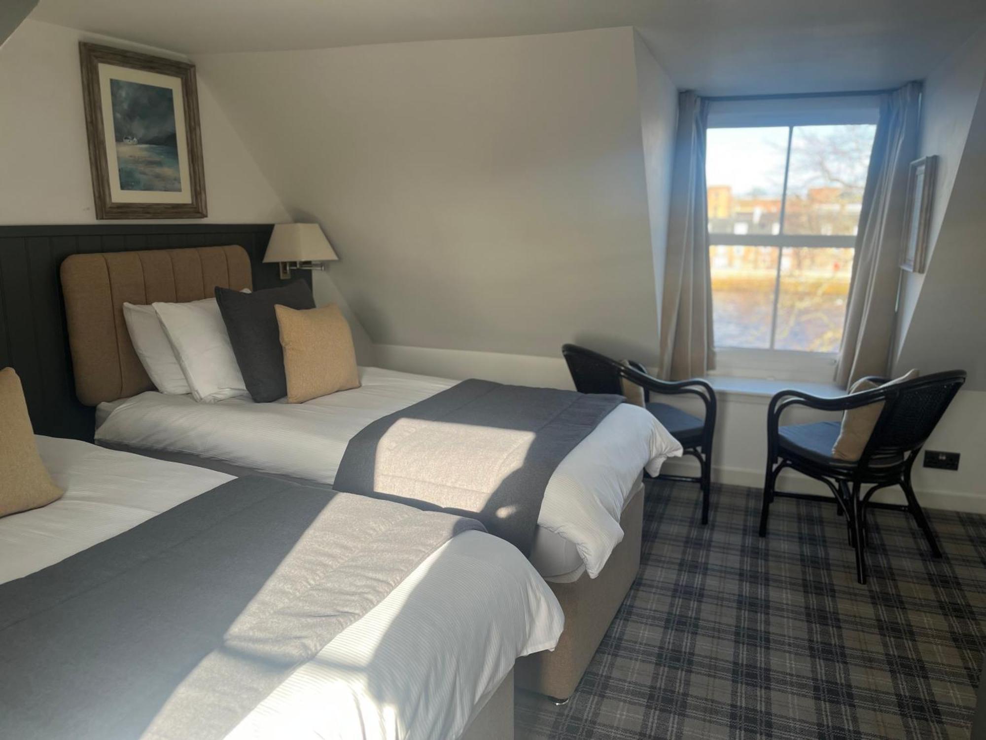 Couette-café Fraser House 3*